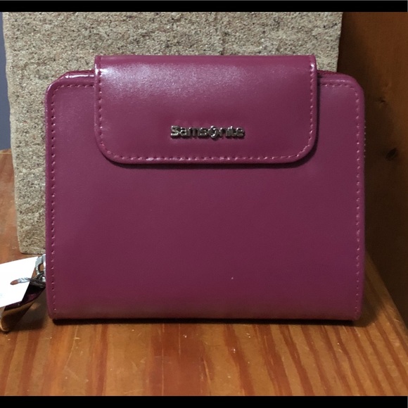 samsonite ladies purses